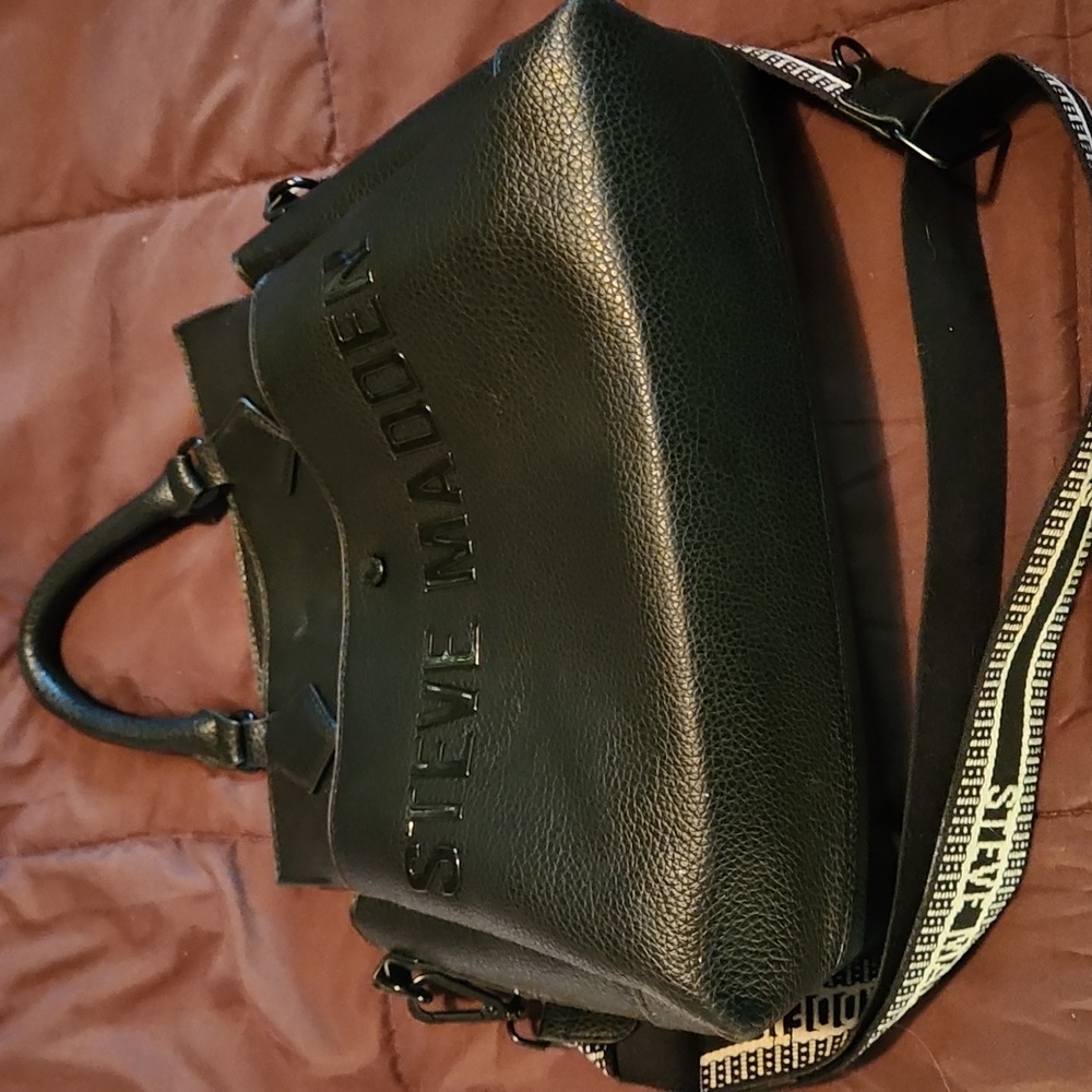 EUC Black Steve Madden bag
